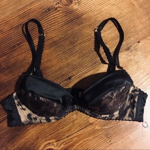Agent Provocateur leopard bra 32B